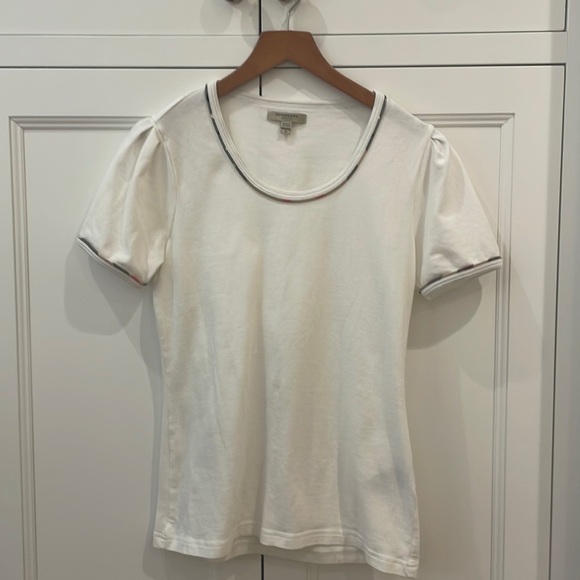 Burberry White Tee Shirt Classic Check Trim Neck/Sleeves—Beautiful—Great Cond! S - Picture 1 of 7